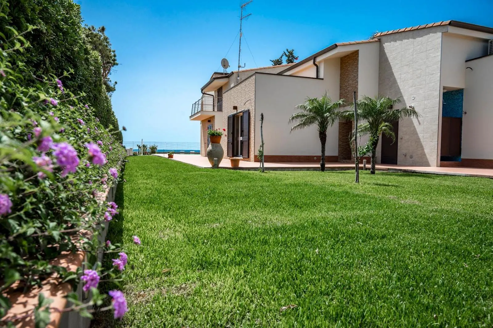 Villa Calliope Sea Beach Fontane Bianche 0*,